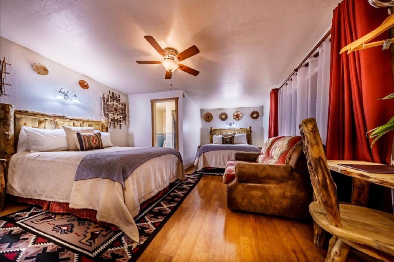 Stone Lizard Lodge Blanding Bagian luar foto