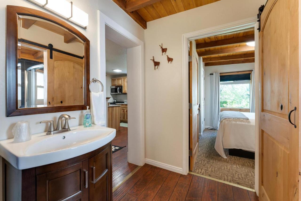 Stone Lizard Lodge Blanding Bagian luar foto