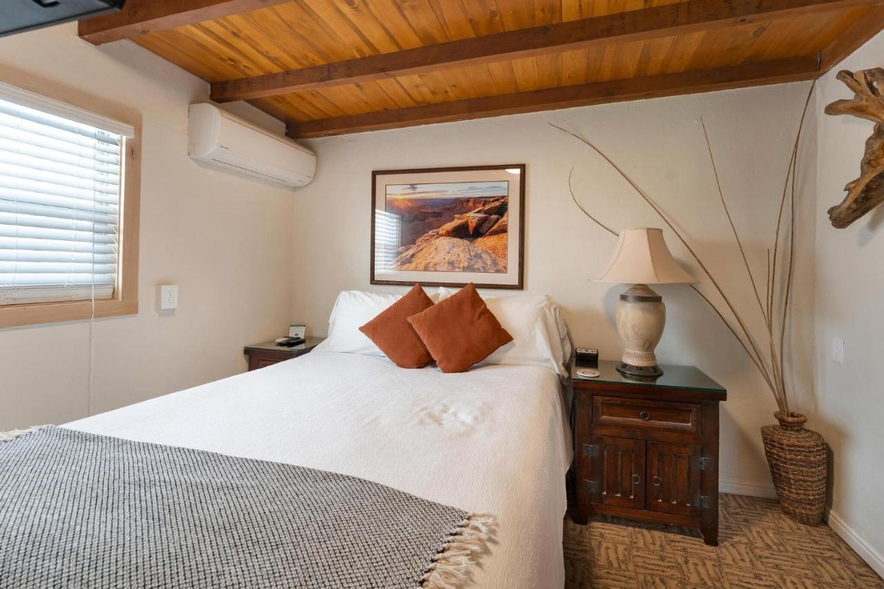 Stone Lizard Lodge Blanding Bagian luar foto