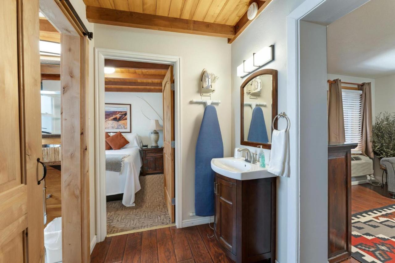 Stone Lizard Lodge Blanding Bagian luar foto