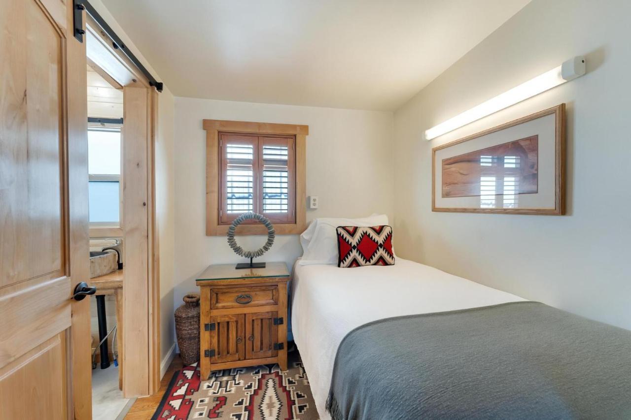 Stone Lizard Lodge Blanding Bagian luar foto