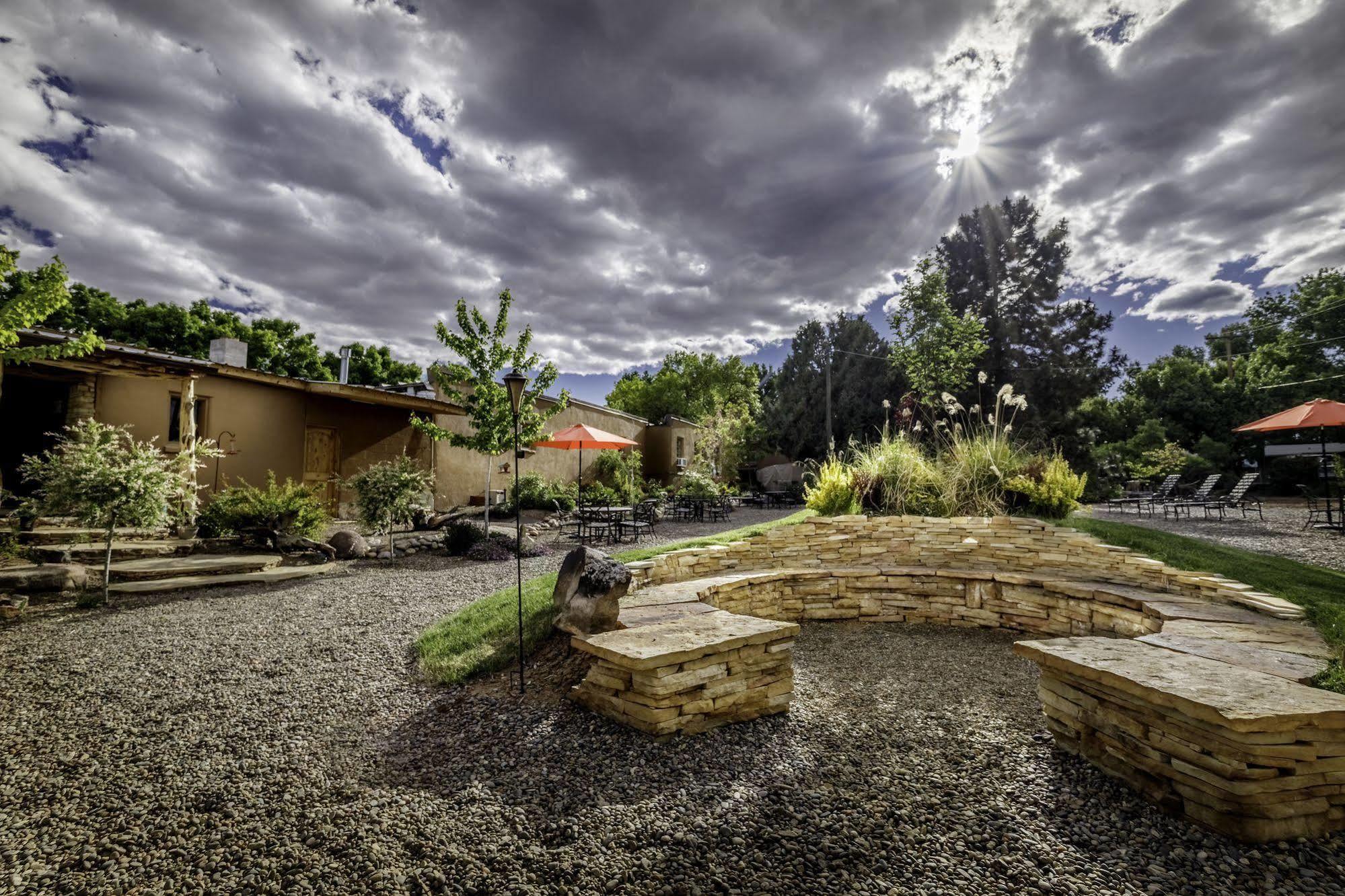 Stone Lizard Lodge Blanding Bagian luar foto